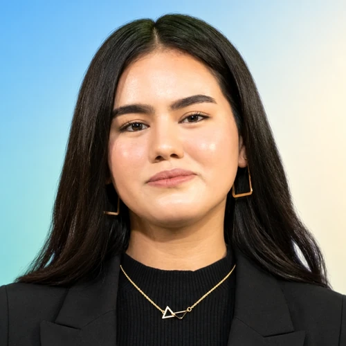 Portrait of Robina Azizi